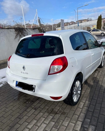 Renault Clio cena 8999 przebieg: 215300, rok produkcji 2010 z Sulmierzyce małe 56